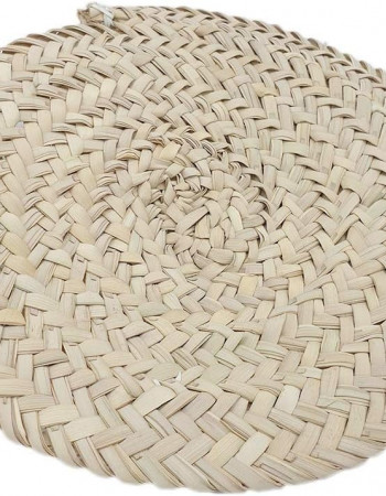 سجادة مصنوعة يدويا من اوراق النخيل السعودية سجادة مصنوعة يدويا من اوراق النخيل السعودية